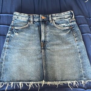 Denim Frayed Hem Skirt